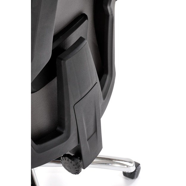 FREEMAN o. chair 6