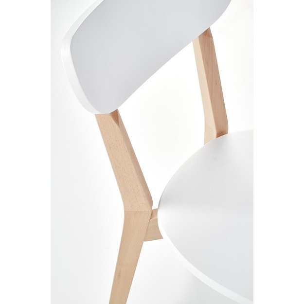 BUGGI chair 5