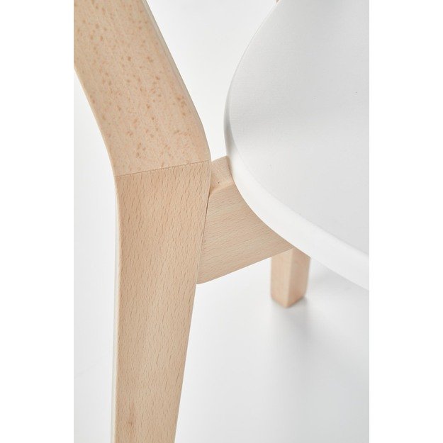 BUGGI chair 6