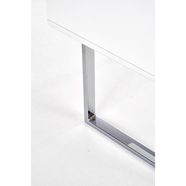 B30 desk 5