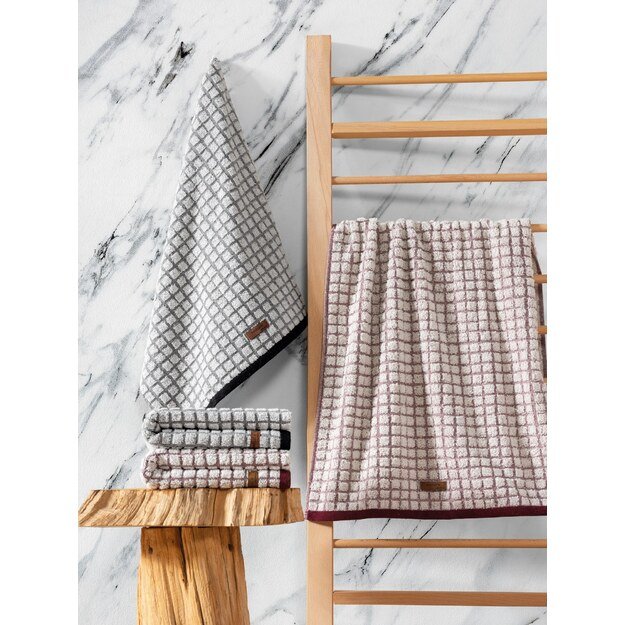 Nature - Black, Claret Red