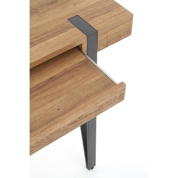 B39 desk 8