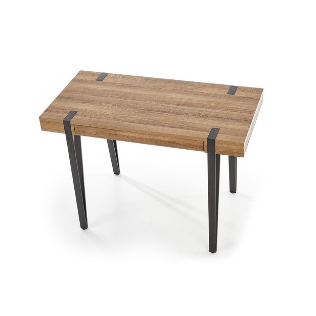 B39 desk 1