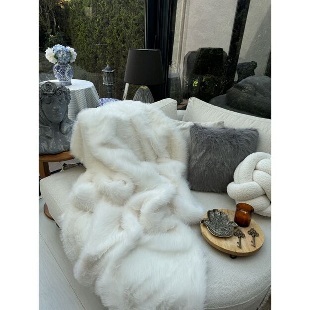 Lolita - White - 100 3