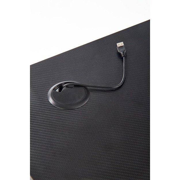 B40 desk 10