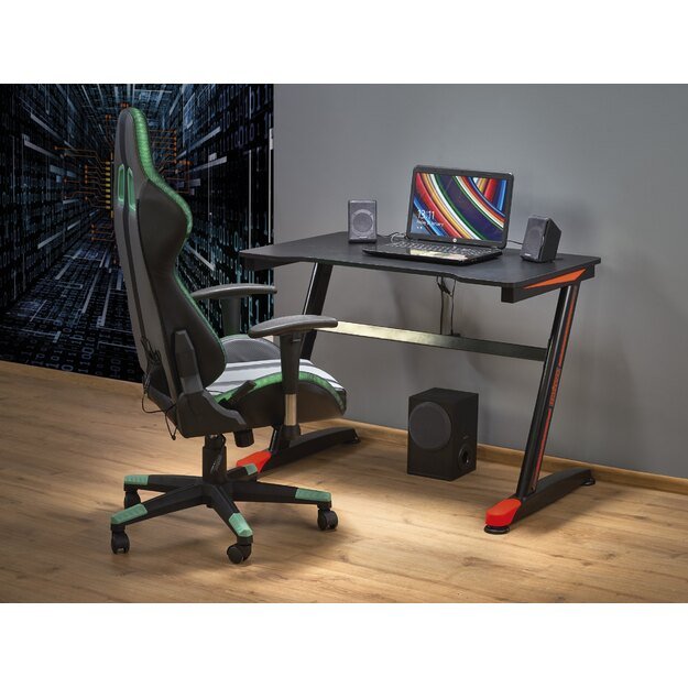 B40 desk
