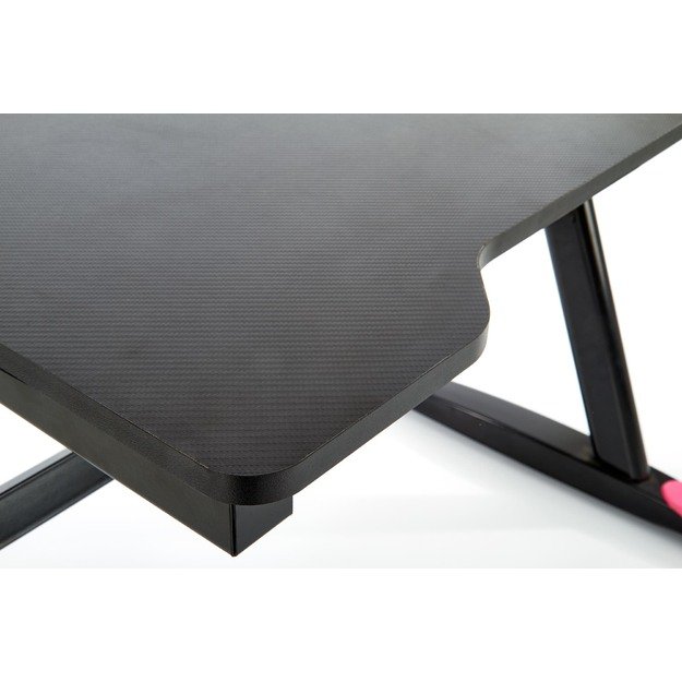 B40 desk 9