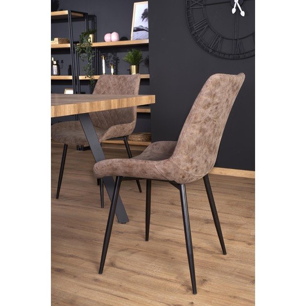 BERLIN table 23