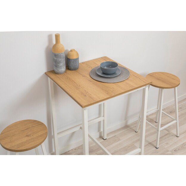 Mora - Karina White 3