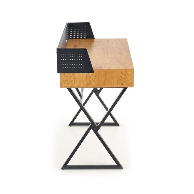 B43 desk 3