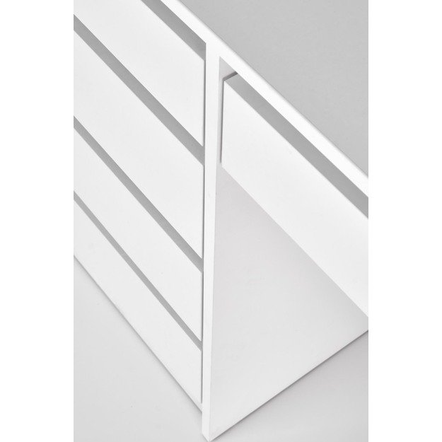 HOLLYWOOD color: white 10