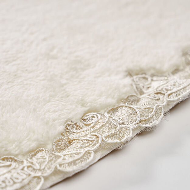 Selonya Oval - Cream 3